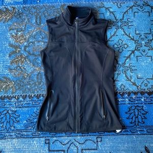 Black athletic zip-up vest (S)